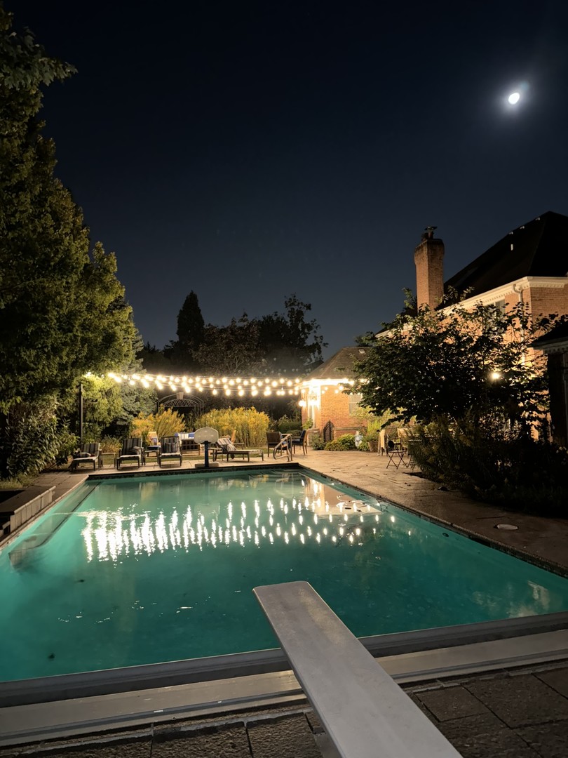 500 S KENILWORTH Avenue, Elmhurst, IL 60126