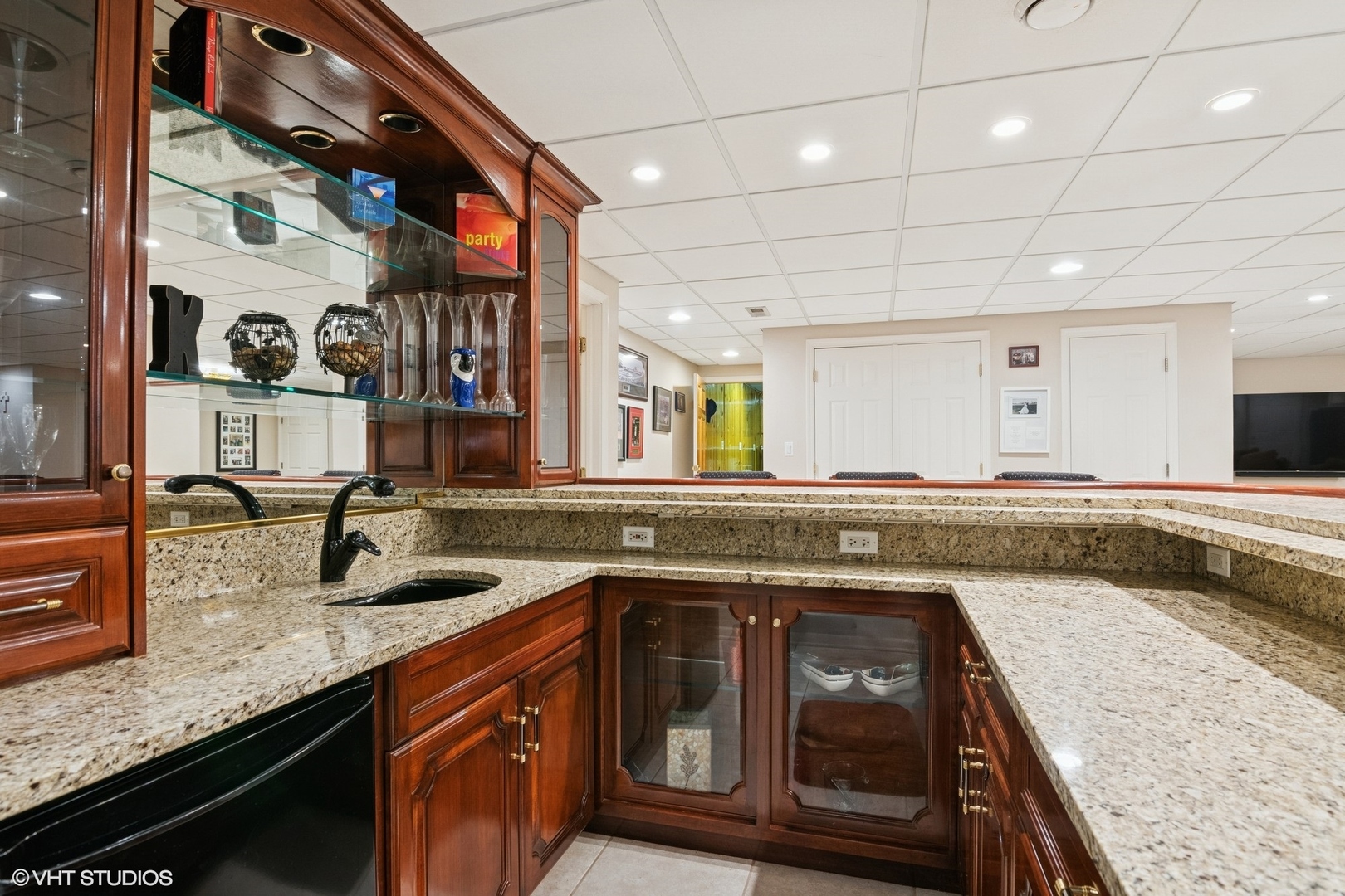 500 S KENILWORTH Avenue, Elmhurst, IL 60126