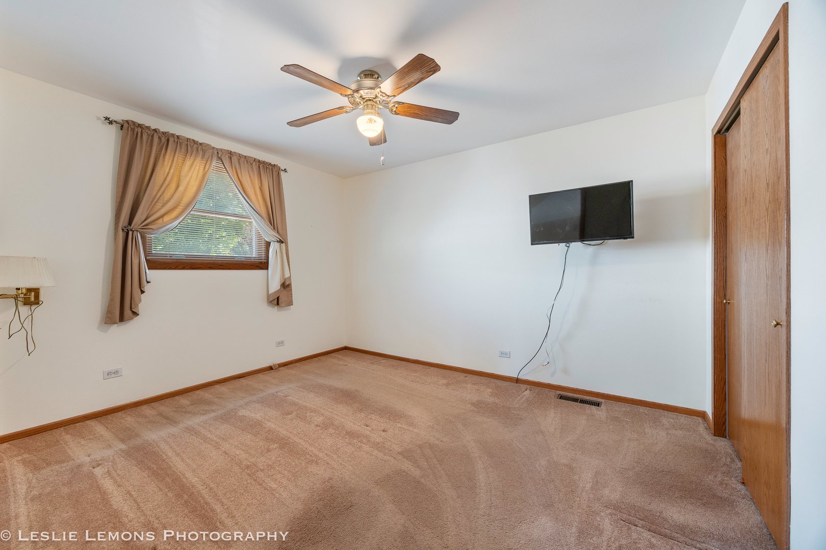 13231 E Playfield Drive, Crestwood, IL 60418
