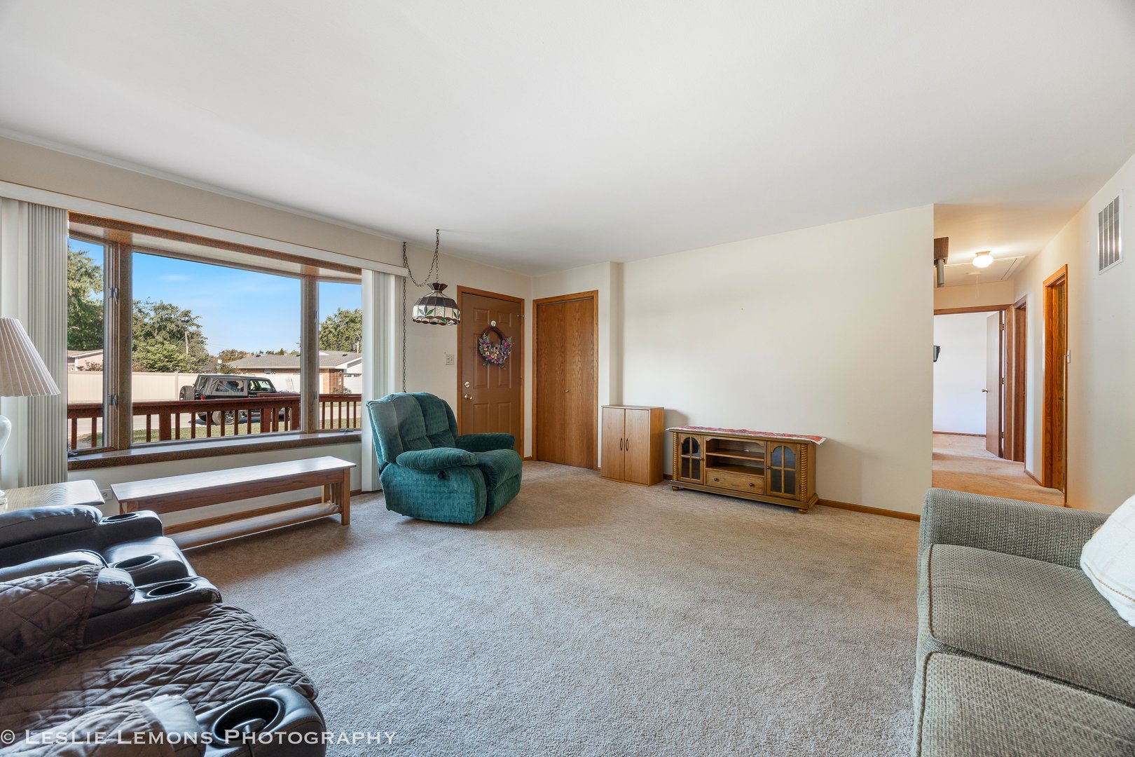 13231 E Playfield Drive, Crestwood, IL 60418