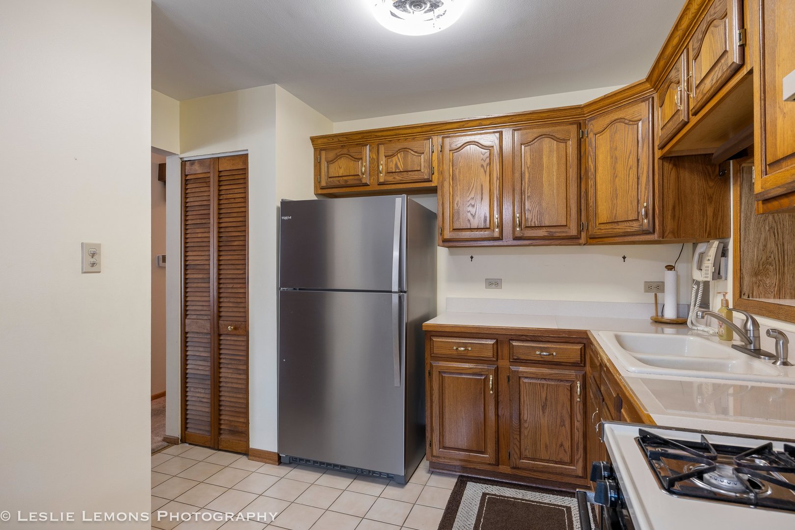 13231 E Playfield Drive, Crestwood, IL 60418