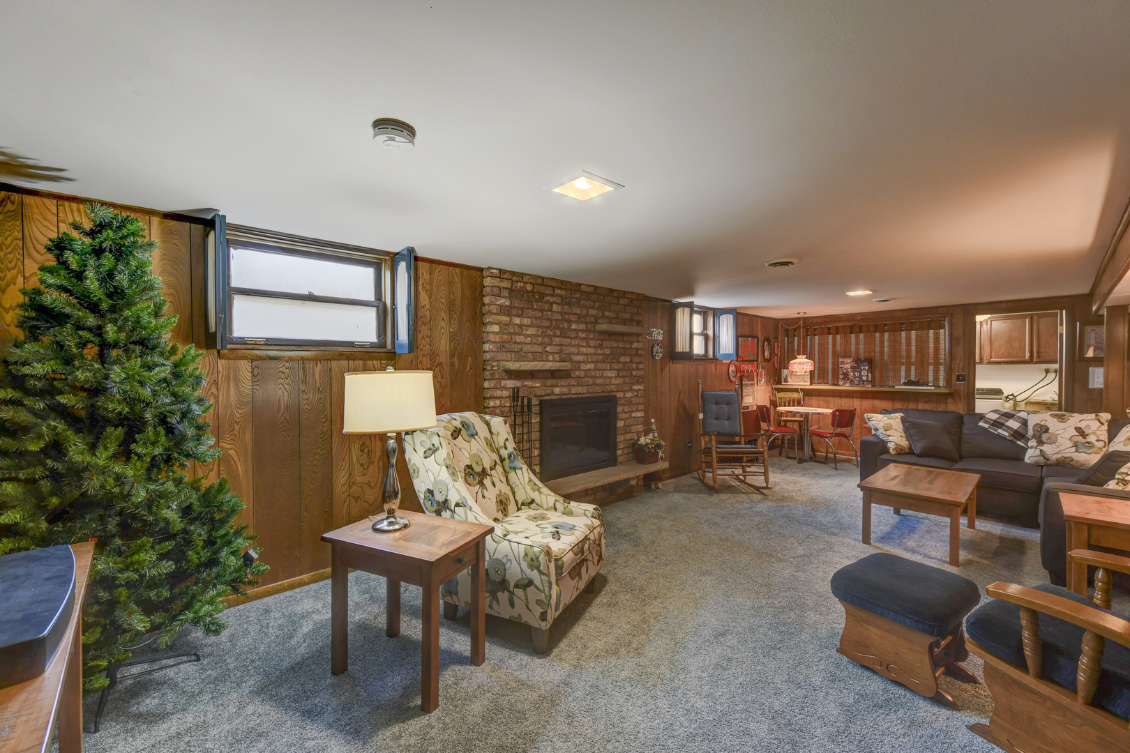 17032 University Avenue, South Holland, IL 60473