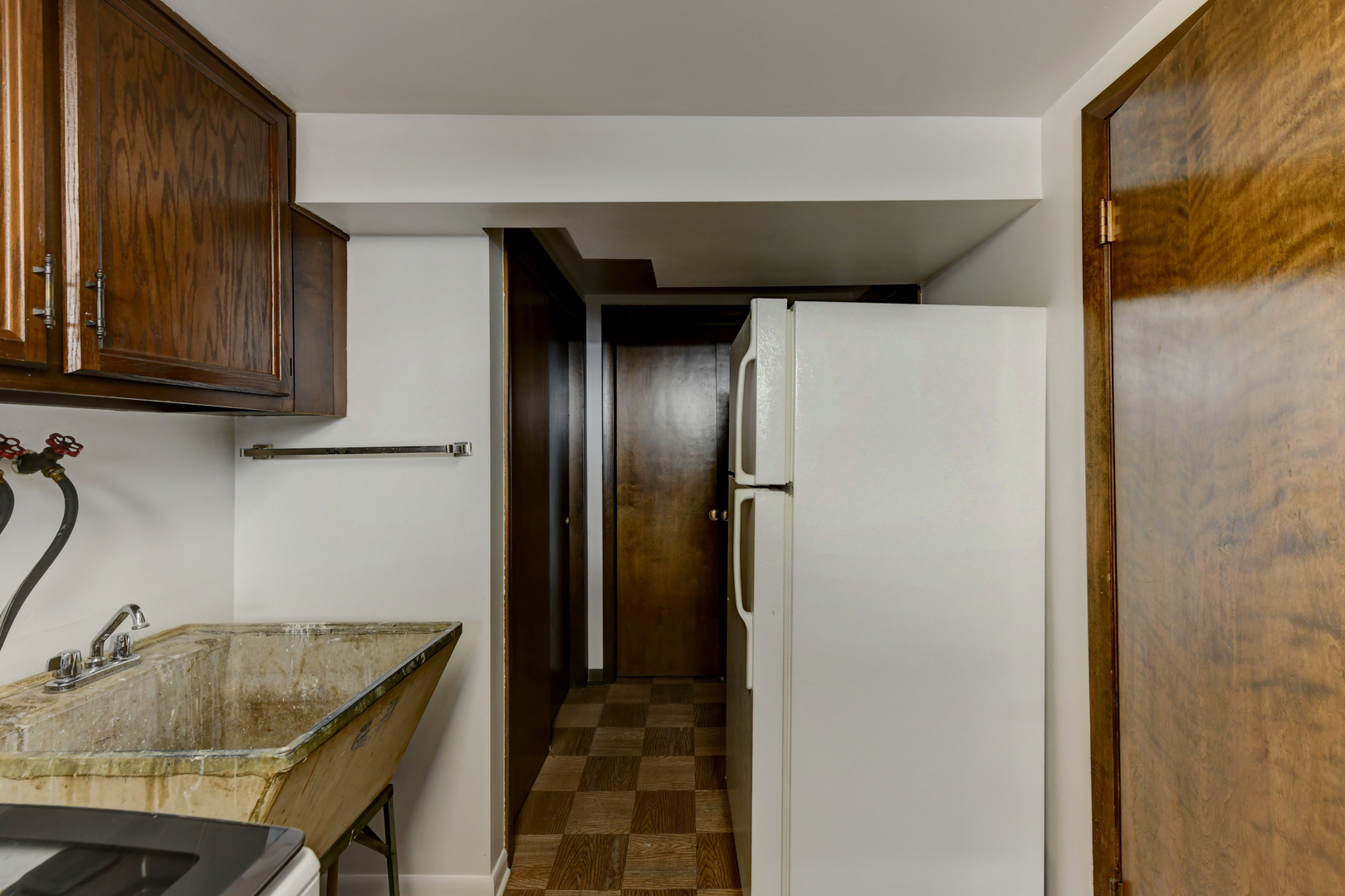 17032 University Avenue, South Holland, IL 60473