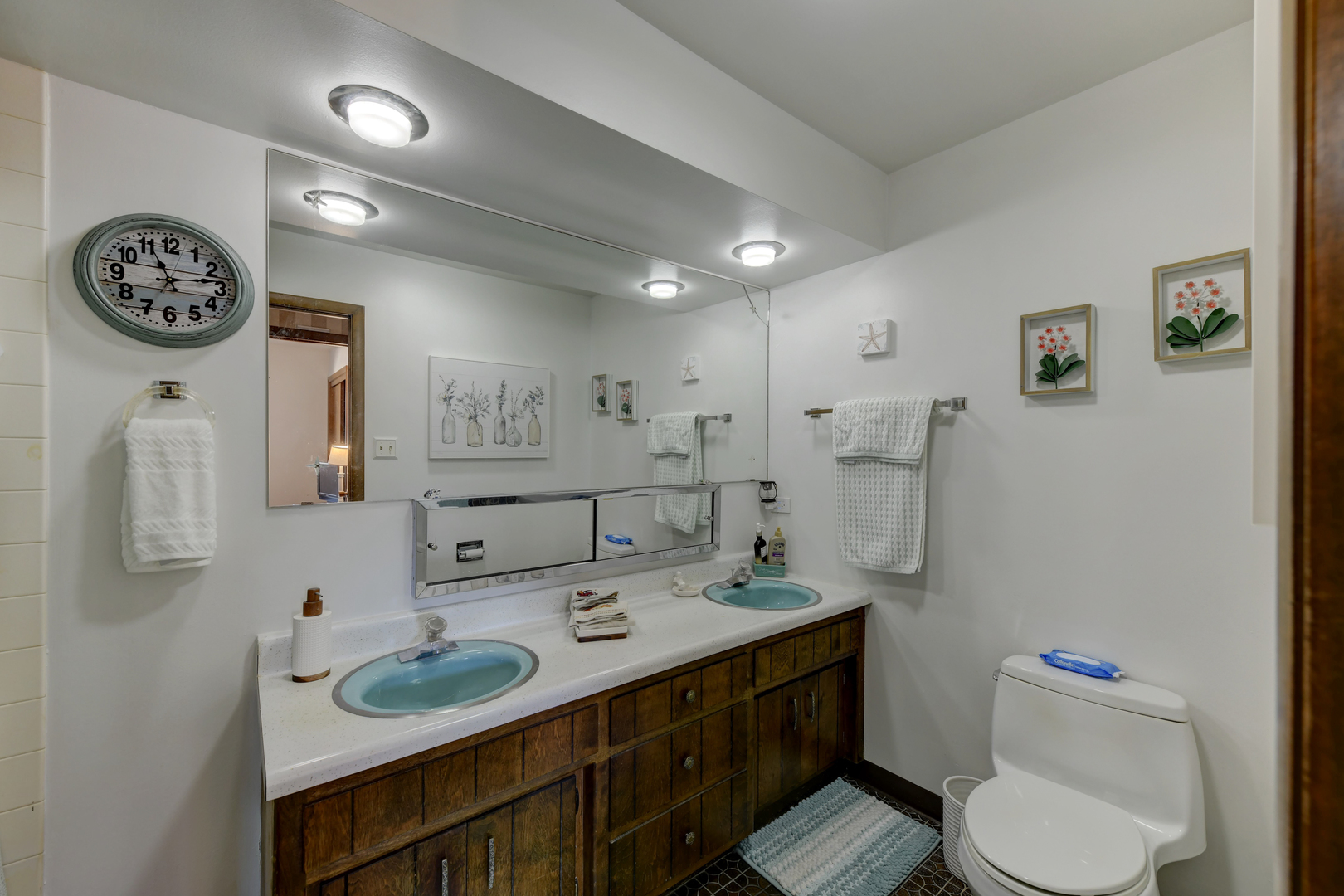 17032 University Avenue, South Holland, IL 60473