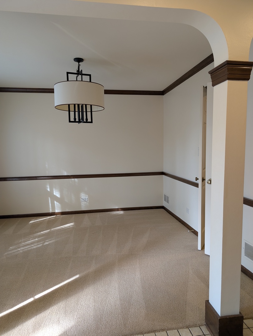 1535 WEDGEFIELD Circle #1535, Naperville, IL 60563