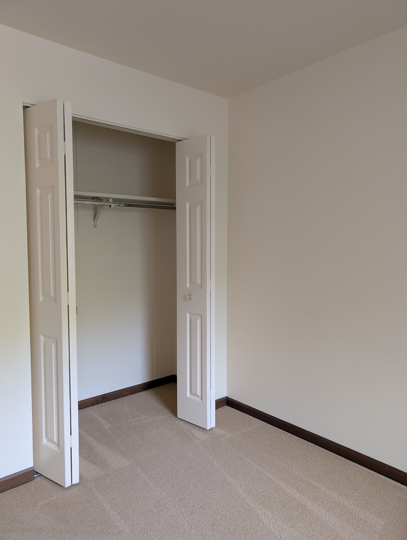 1535 WEDGEFIELD Circle #1535, Naperville, IL 60563