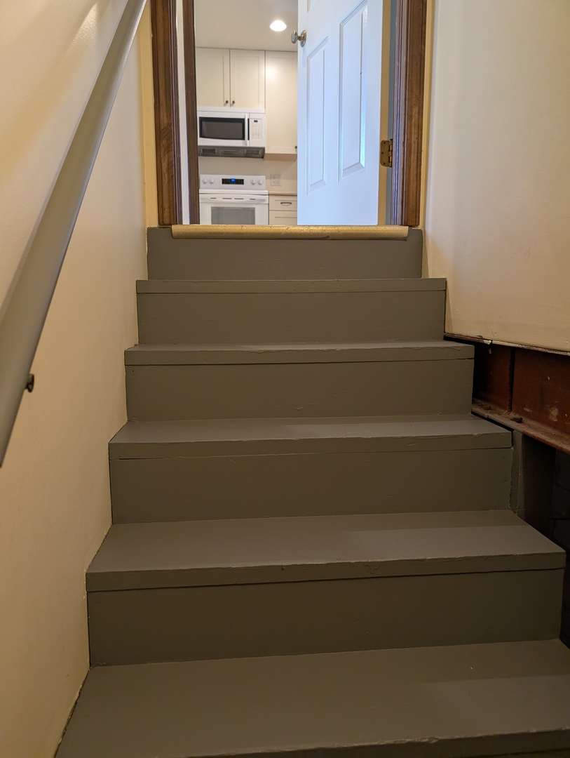 1535 WEDGEFIELD Circle #1535, Naperville, IL 60563