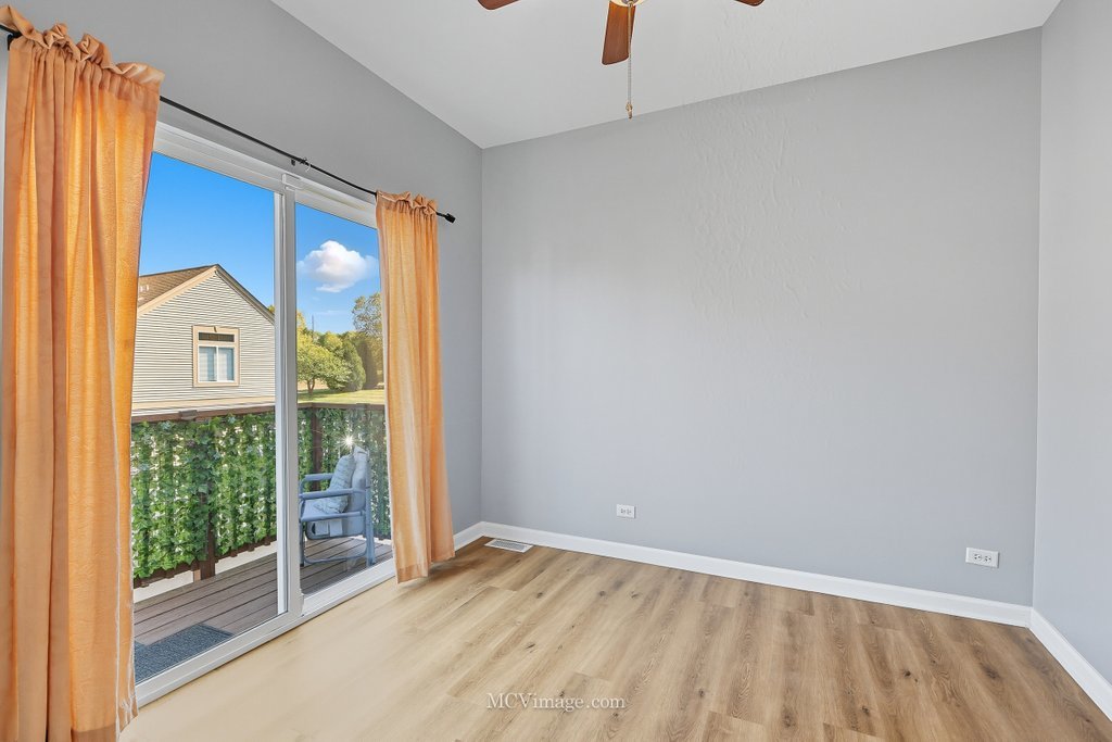 1741 Fredericksburg Lane, Aurora, IL 60503