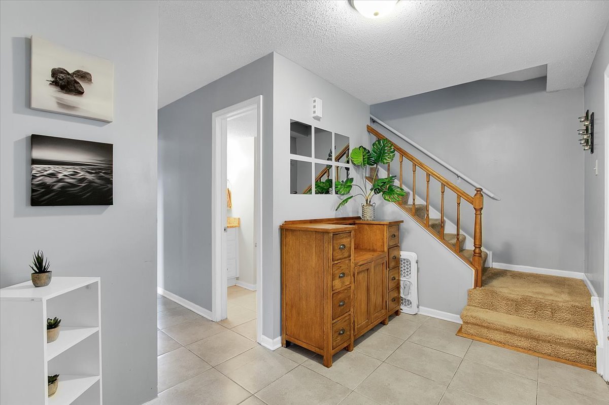 2509 Brook Lane, Aurora, IL 60504