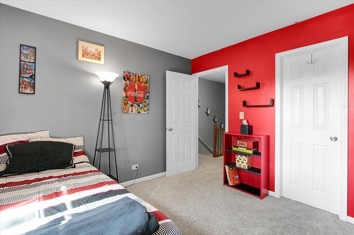 2509 Brook Lane, Aurora, IL 60504