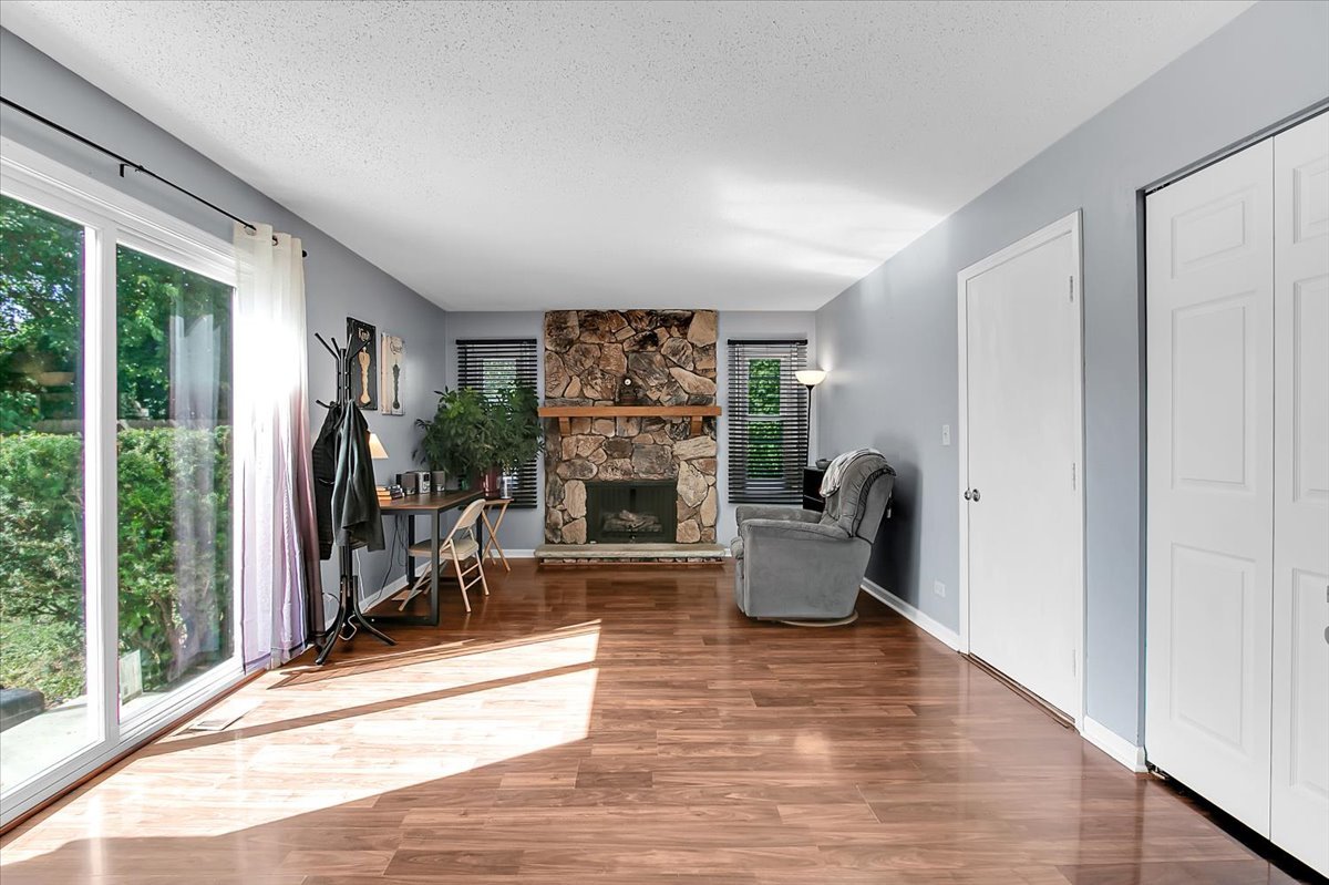 2509 Brook Lane, Aurora, IL 60504