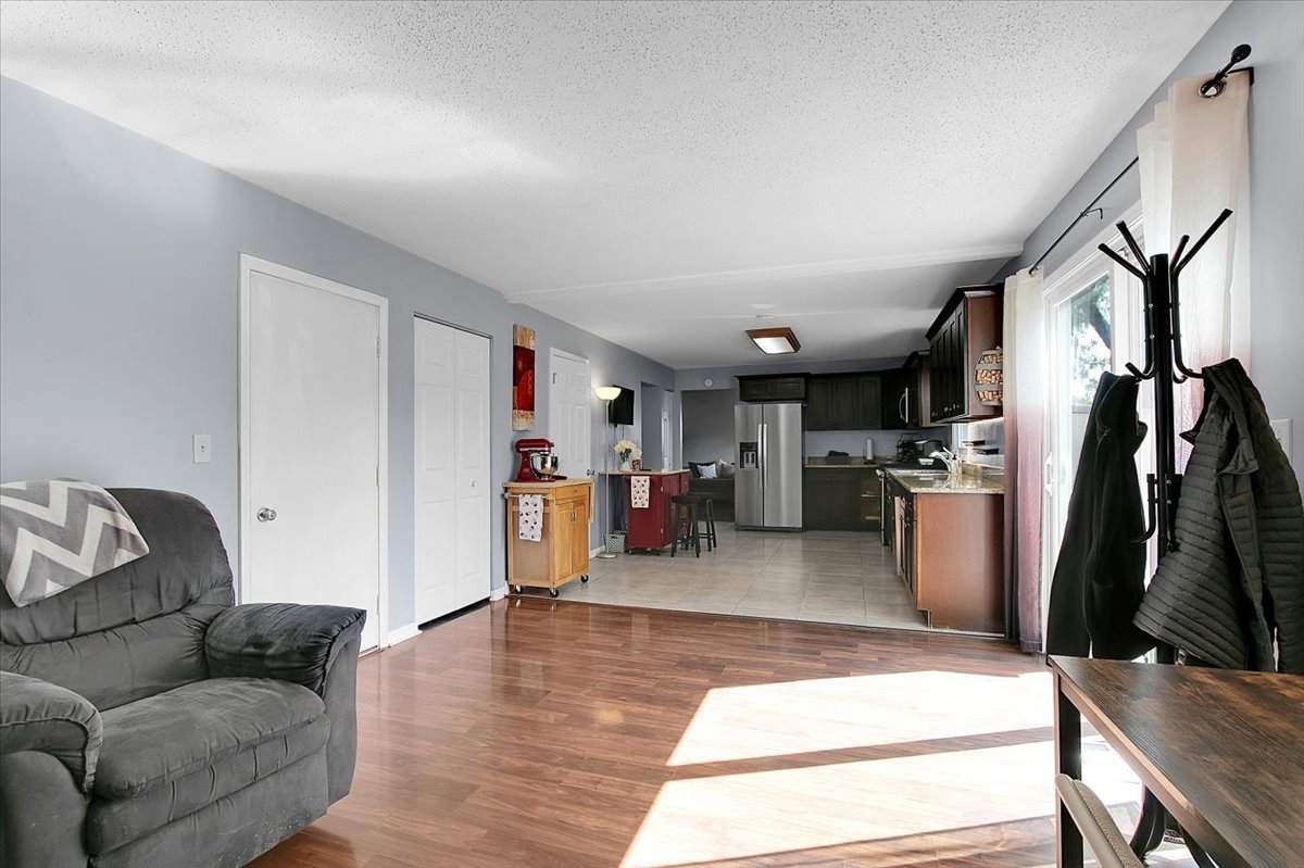 2509 Brook Lane, Aurora, IL 60504