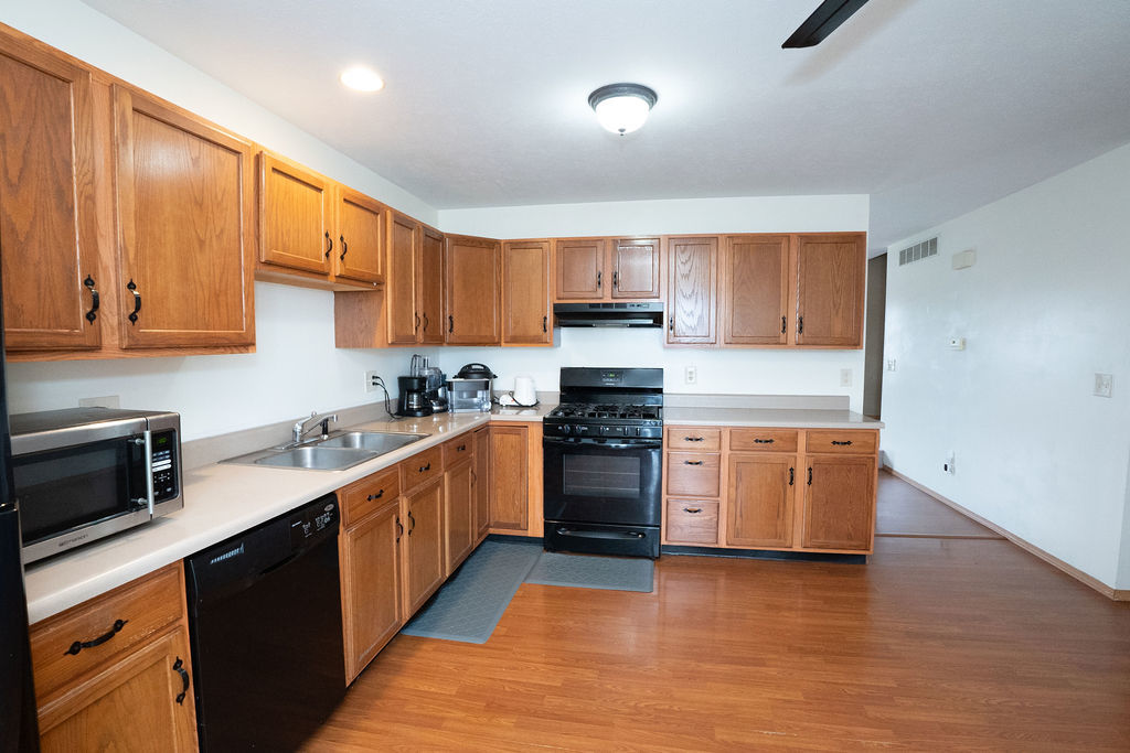 31 Fetzer Drive #5, Bloomington, IL 61704