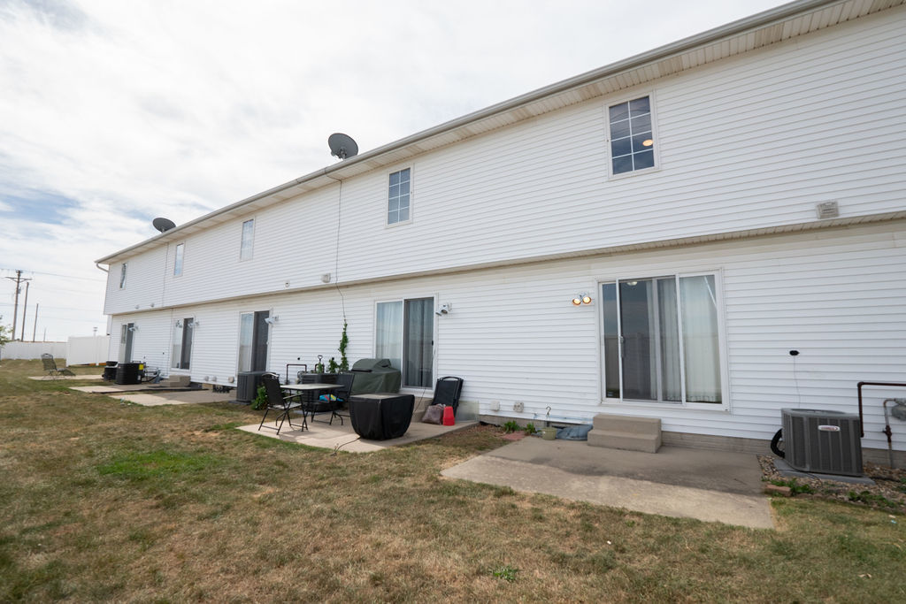 31 Fetzer Drive #5, Bloomington, IL 61704