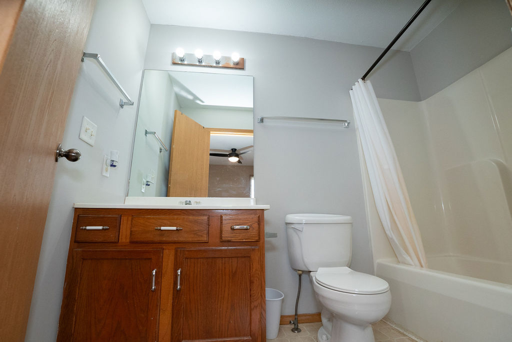 31 Fetzer Drive #5, Bloomington, IL 61704