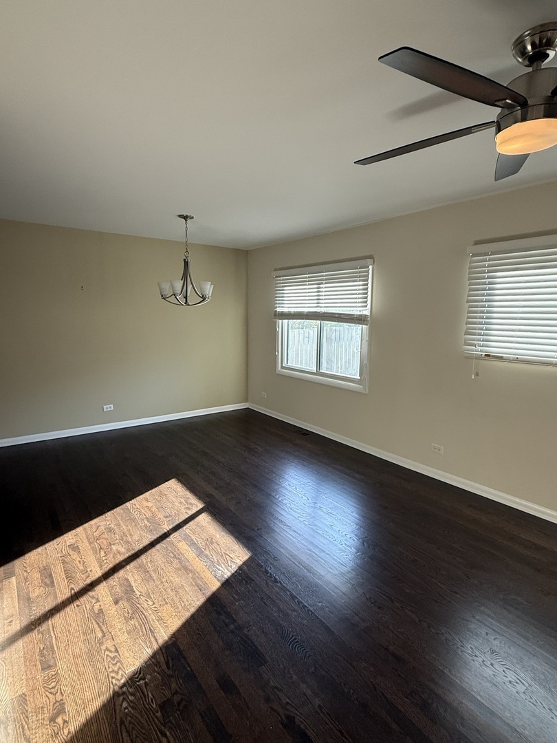 2631 Smith Street, Rolling Meadows, IL 60008