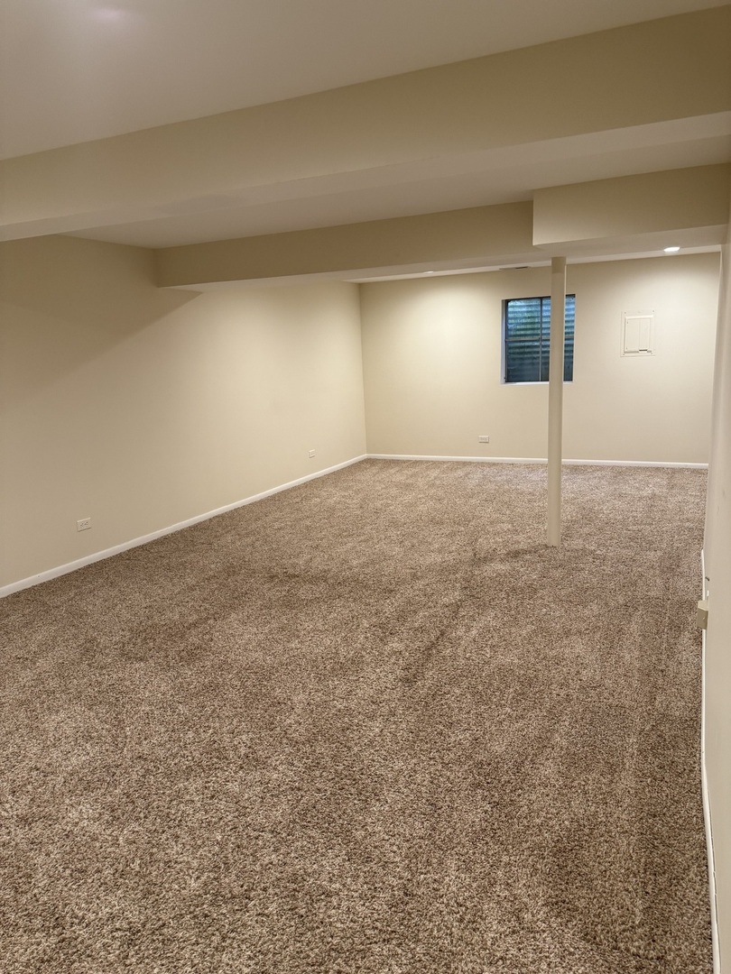 2631 Smith Street, Rolling Meadows, IL 60008