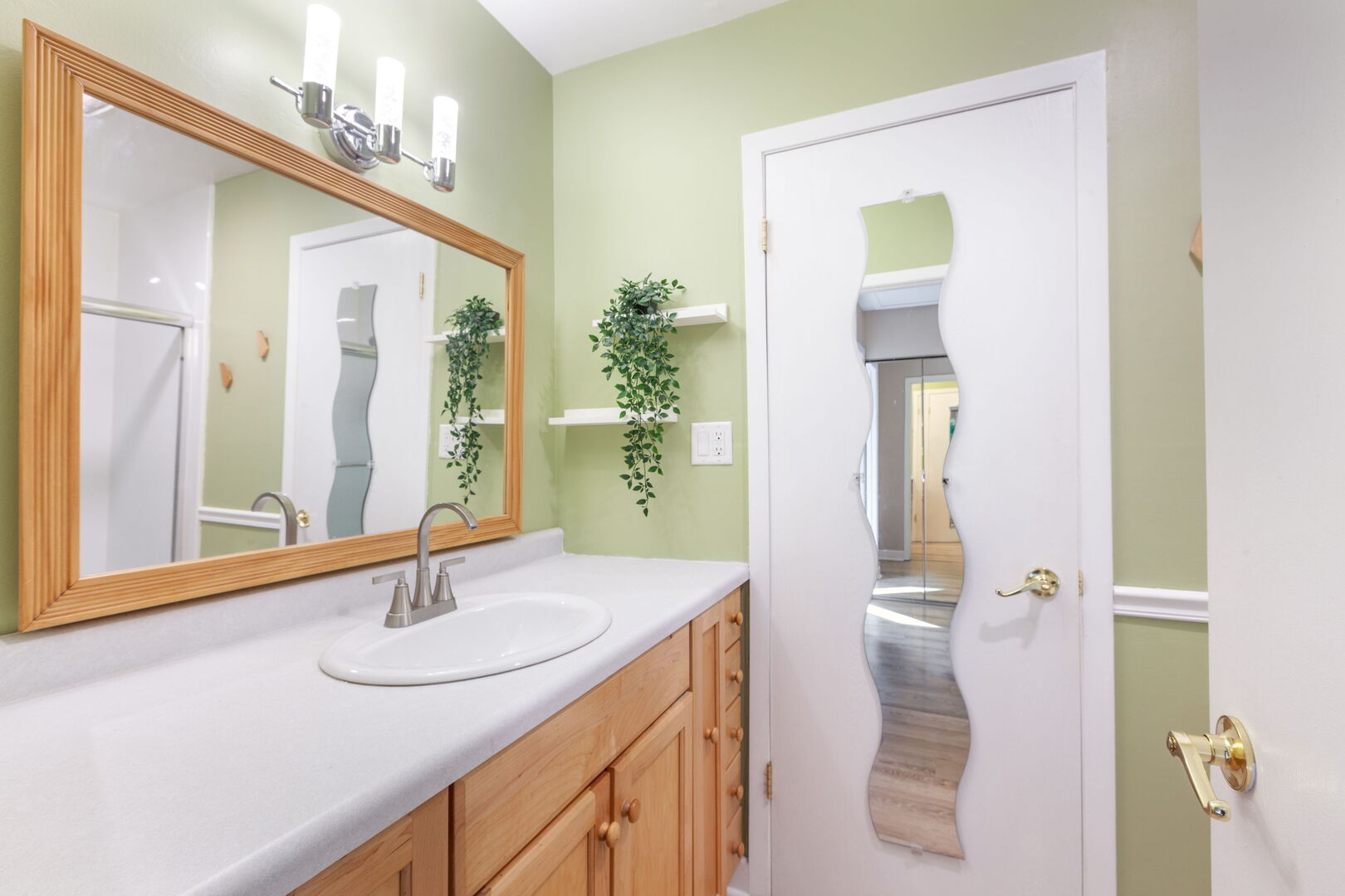 553 Stone Gate Circle, Schaumburg, IL 60193