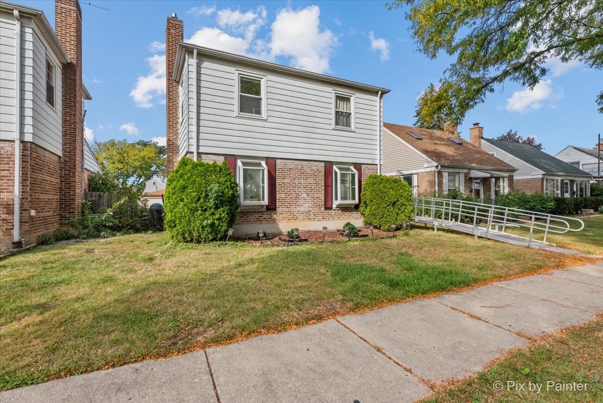 750 Bristol Avenue, Westchester, IL 60154