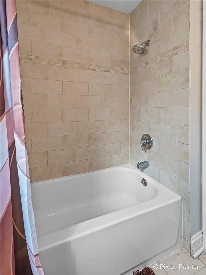 750 Bristol Avenue, Westchester, IL 60154