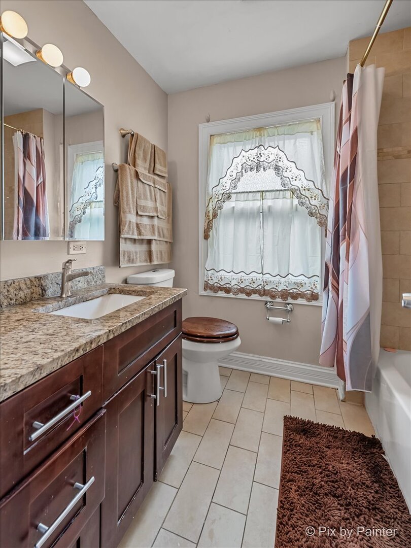 750 Bristol Avenue, Westchester, IL 60154