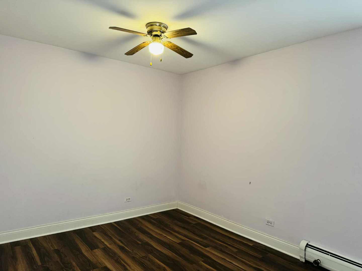 7320 N Rogers Avenue #212, Chicago, IL 60626