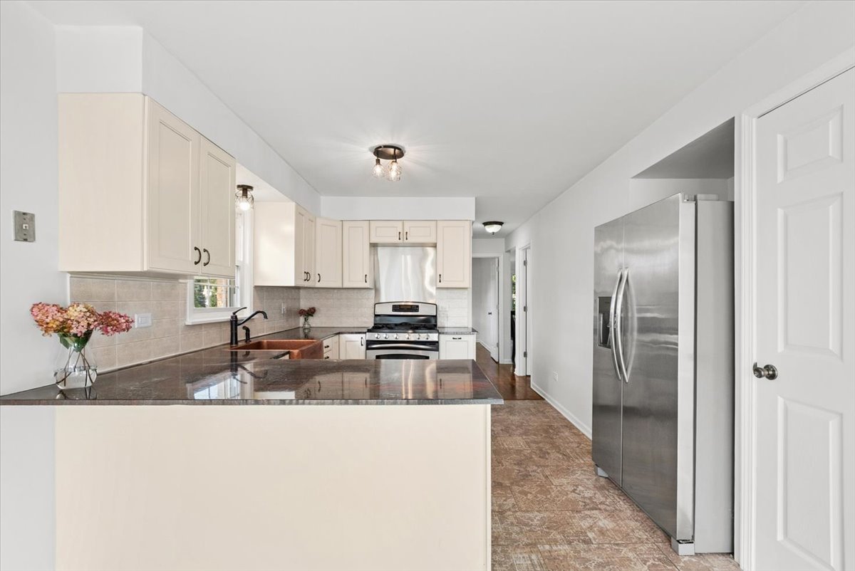 11857 S Lawler Avenue, Alsip, IL 60803