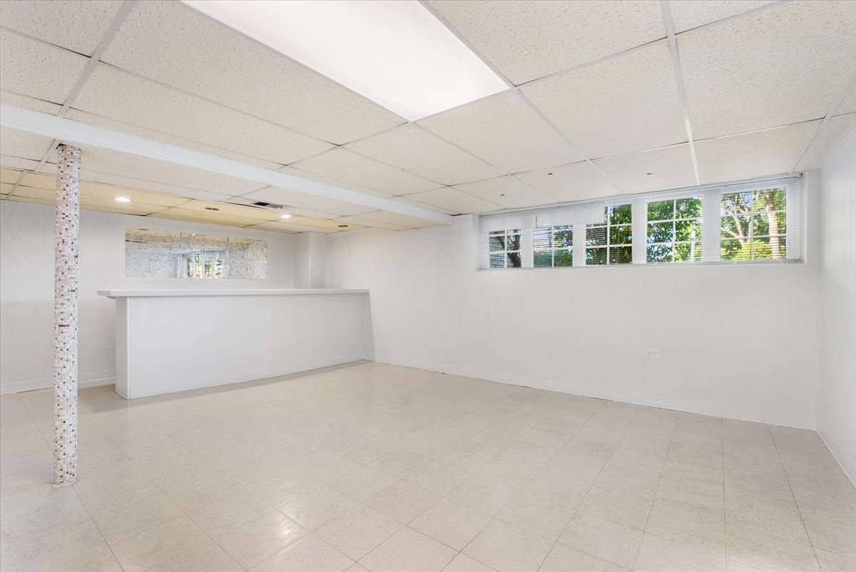 11857 S Lawler Avenue, Alsip, IL 60803