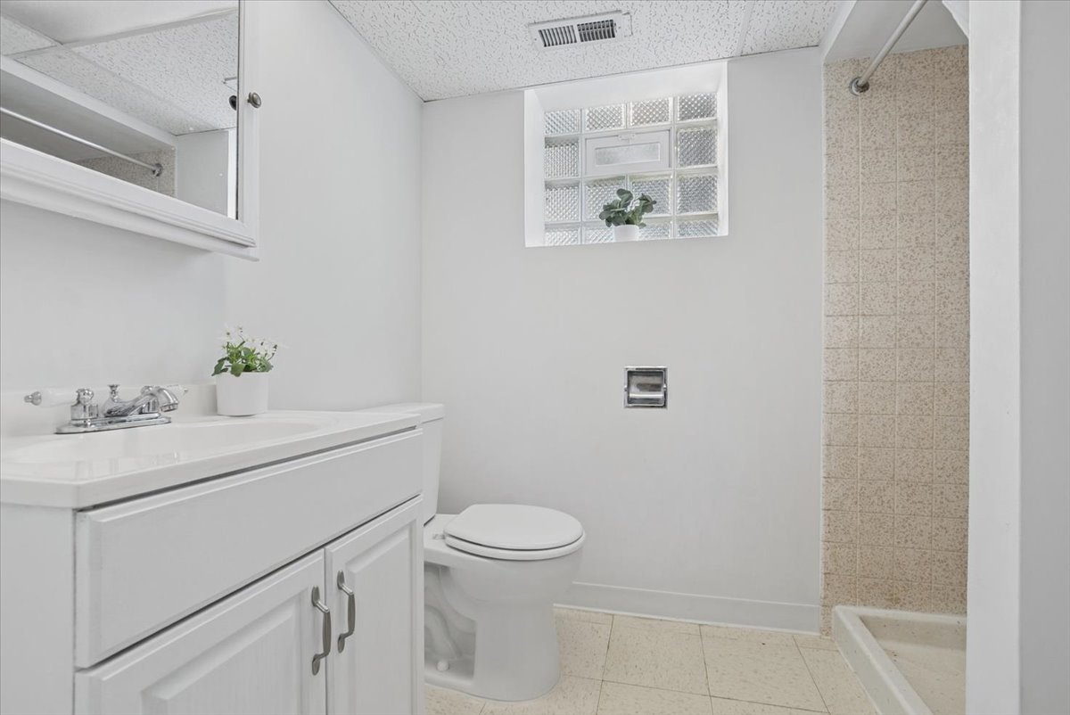 11857 S Lawler Avenue, Alsip, IL 60803