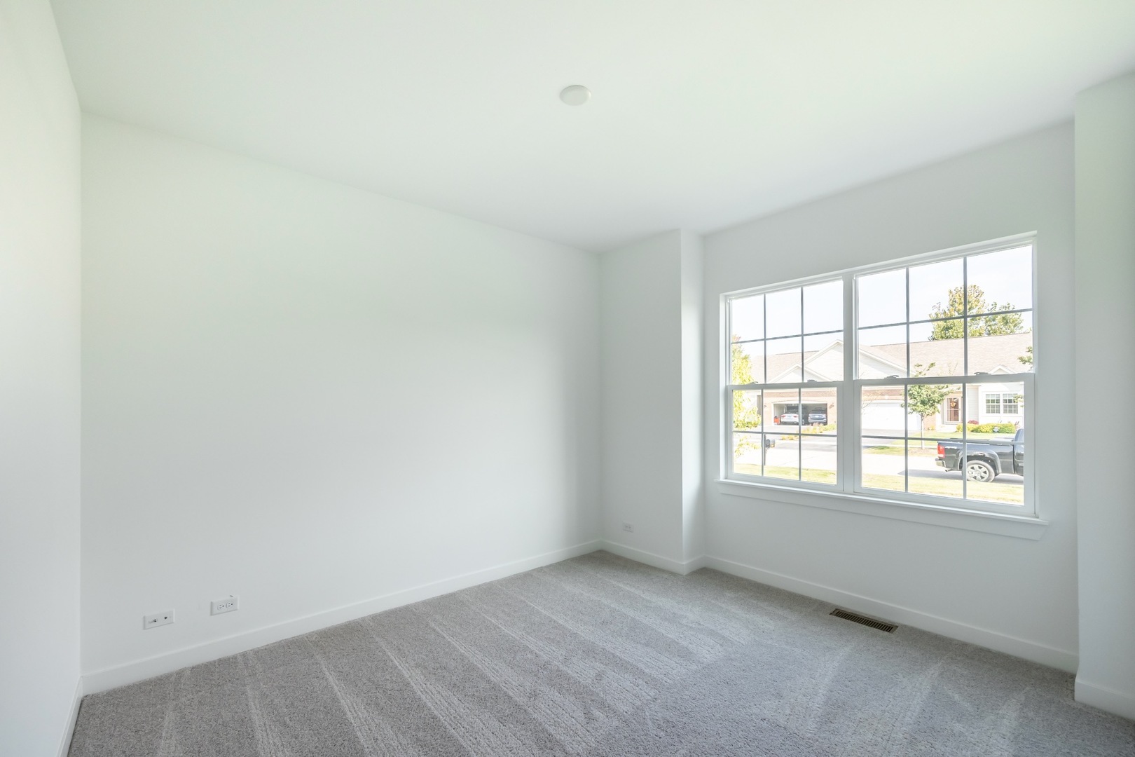 136 Valencia Parkway, Gilberts, IL 60136