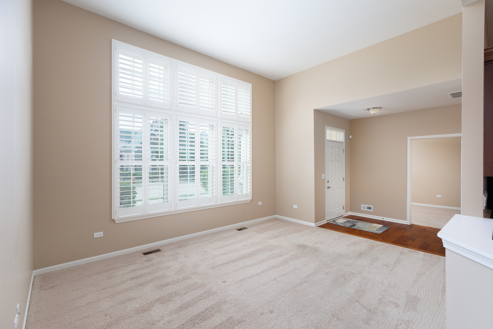 2629 Camberley Circle, Naperville, IL 60564