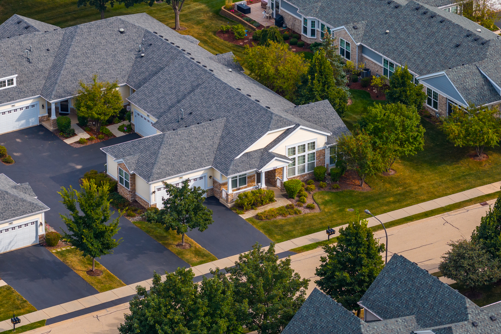 2629 Camberley Circle, Naperville, IL 60564