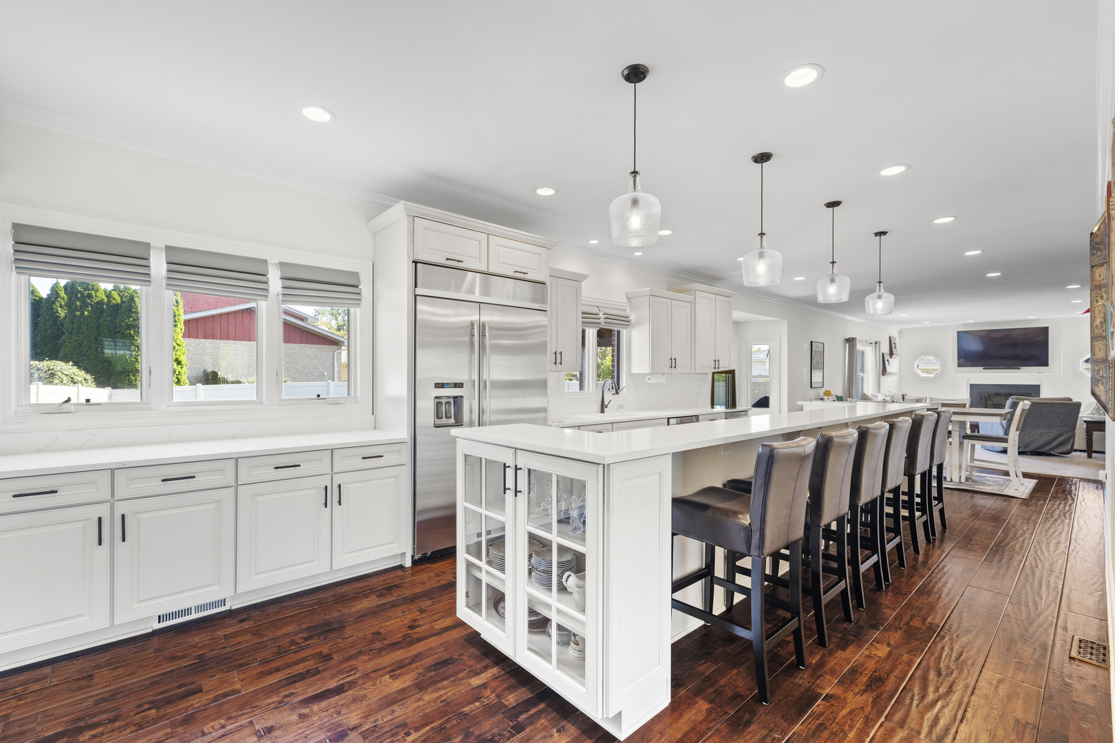 8025 Stonegate Drive, Tinley Park, IL 60487