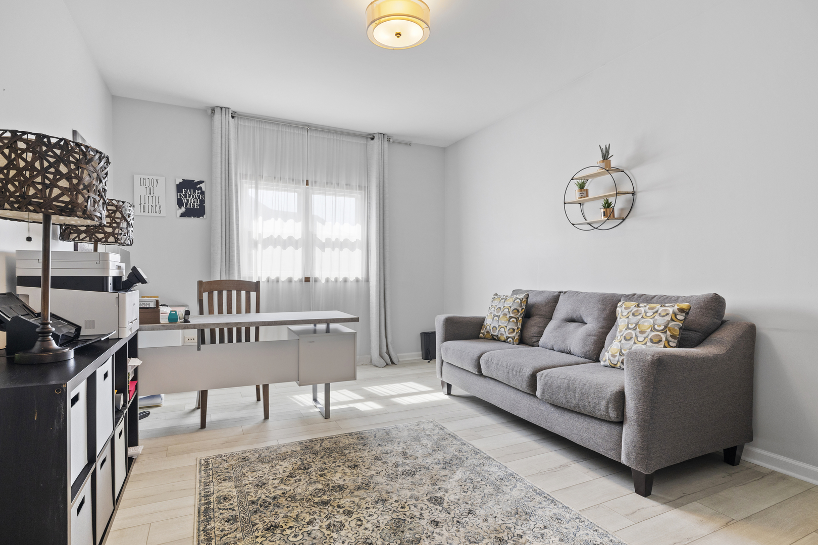 8025 Stonegate Drive, Tinley Park, IL 60487