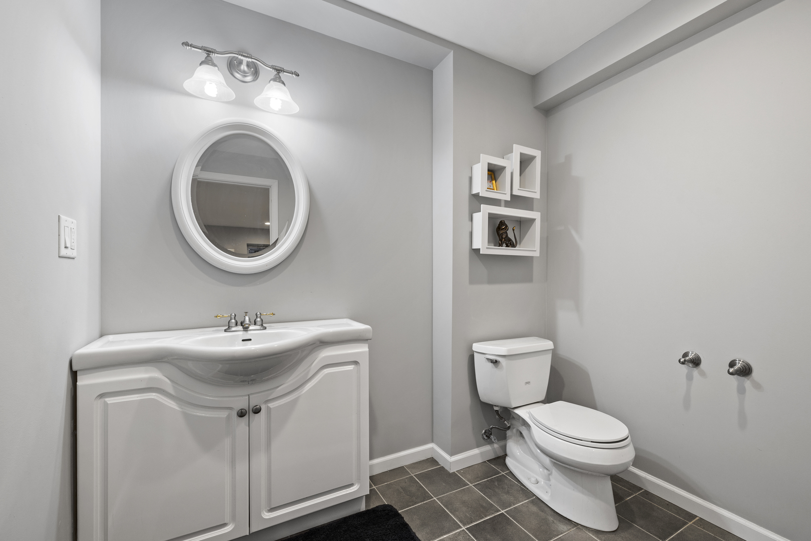 8025 Stonegate Drive, Tinley Park, IL 60487