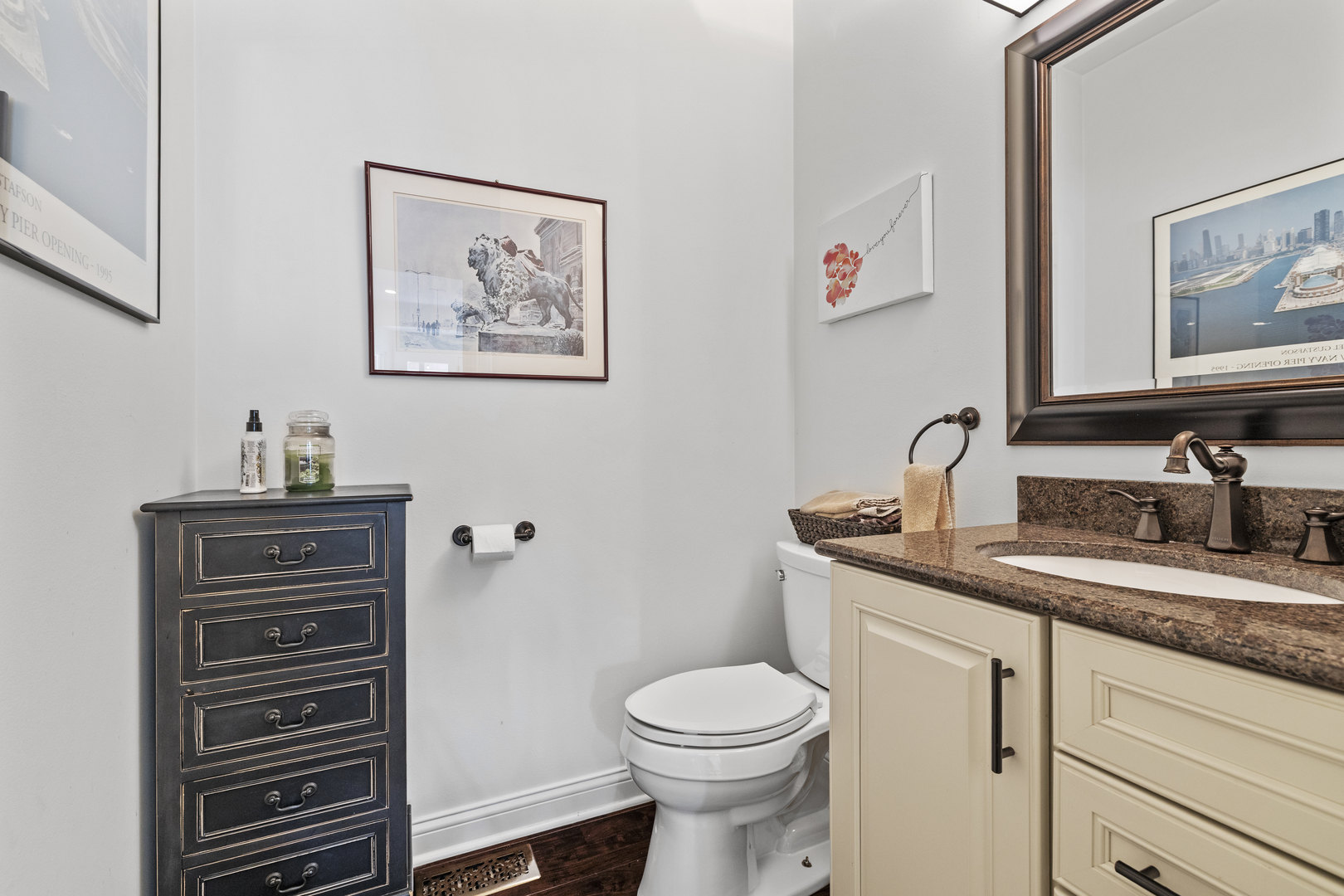 8025 Stonegate Drive, Tinley Park, IL 60487