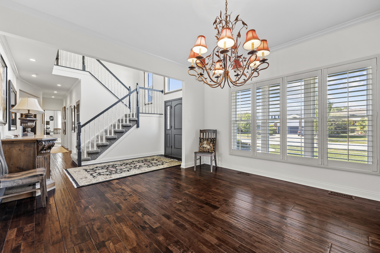 8025 Stonegate Drive, Tinley Park, IL 60487