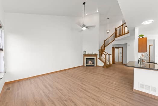 497 N FRIEH Drive, Romeoville, IL 60446