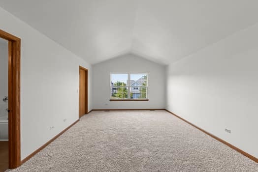 497 N FRIEH Drive, Romeoville, IL 60446