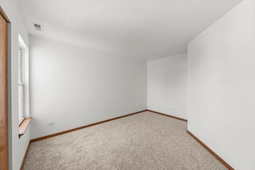 497 N FRIEH Drive, Romeoville, IL 60446