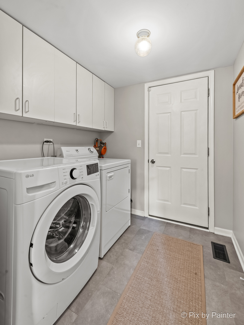 3131 Cypress Court, McHenry, IL 60051