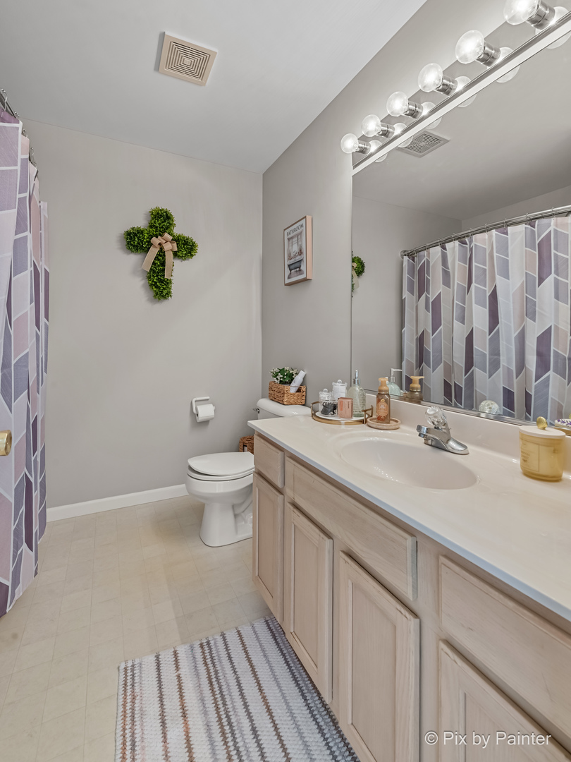 3131 Cypress Court, McHenry, IL 60051