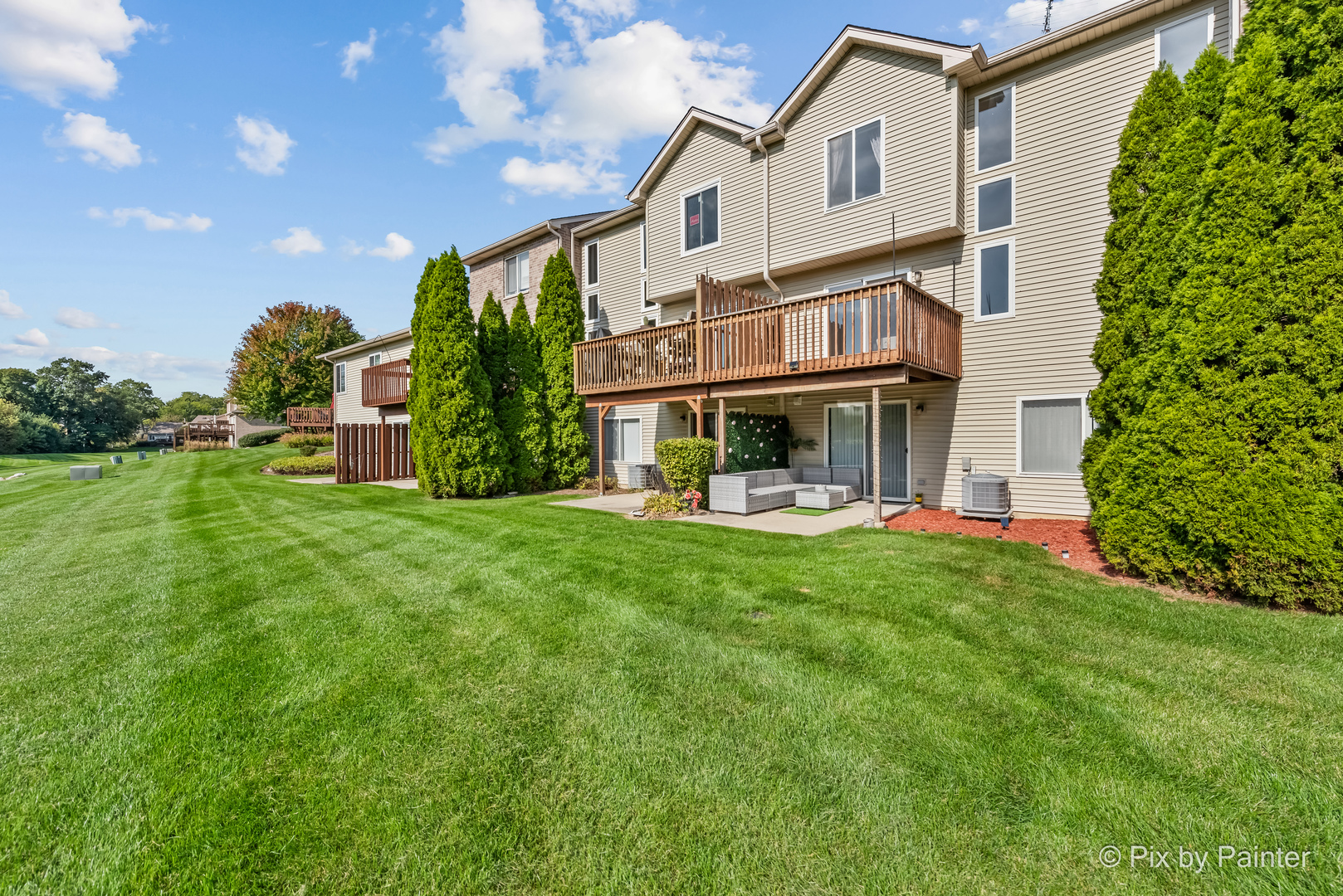 3131 Cypress Court, McHenry, IL 60051
