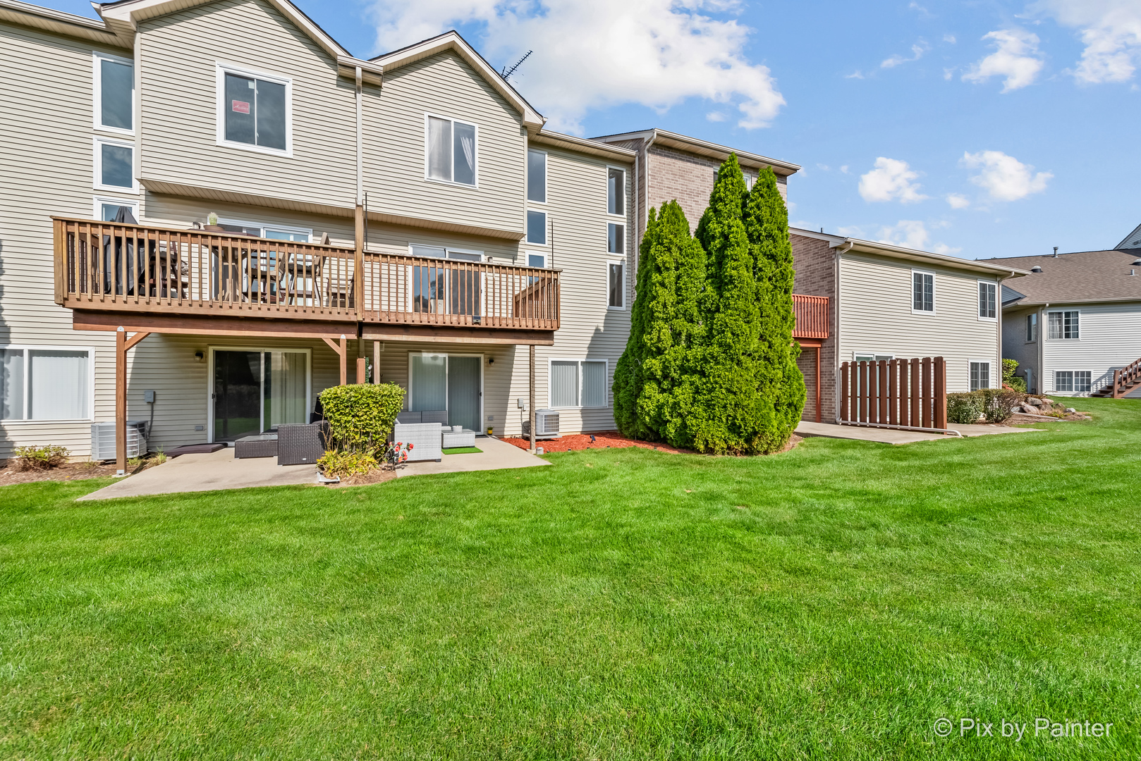 3131 Cypress Court, McHenry, IL 60051