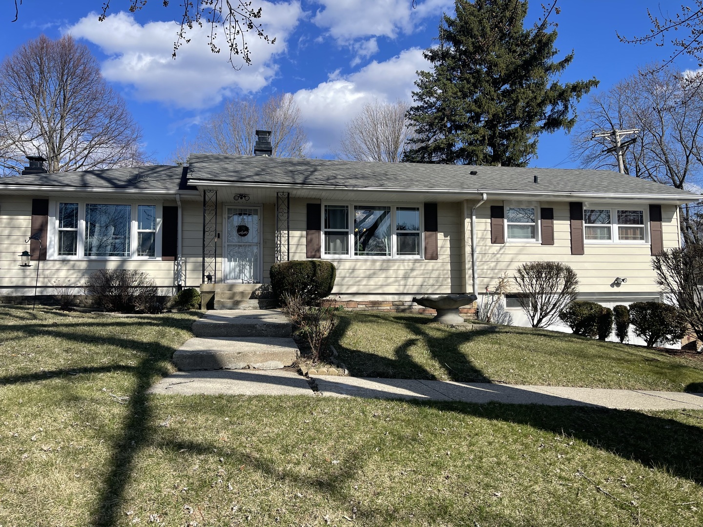 152 King Avenue, East Dundee, IL 60118