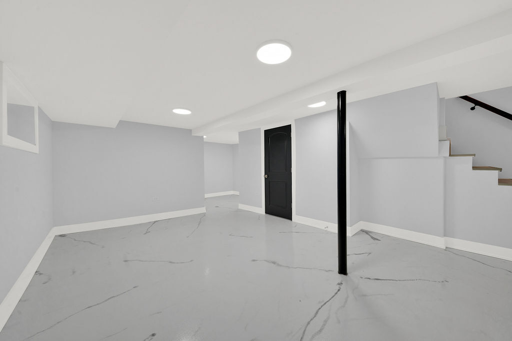 6629 S Hamilton Avenue, Chicago, IL 60636