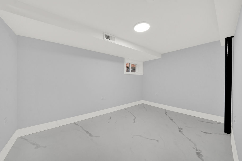 6629 S Hamilton Avenue, Chicago, IL 60636