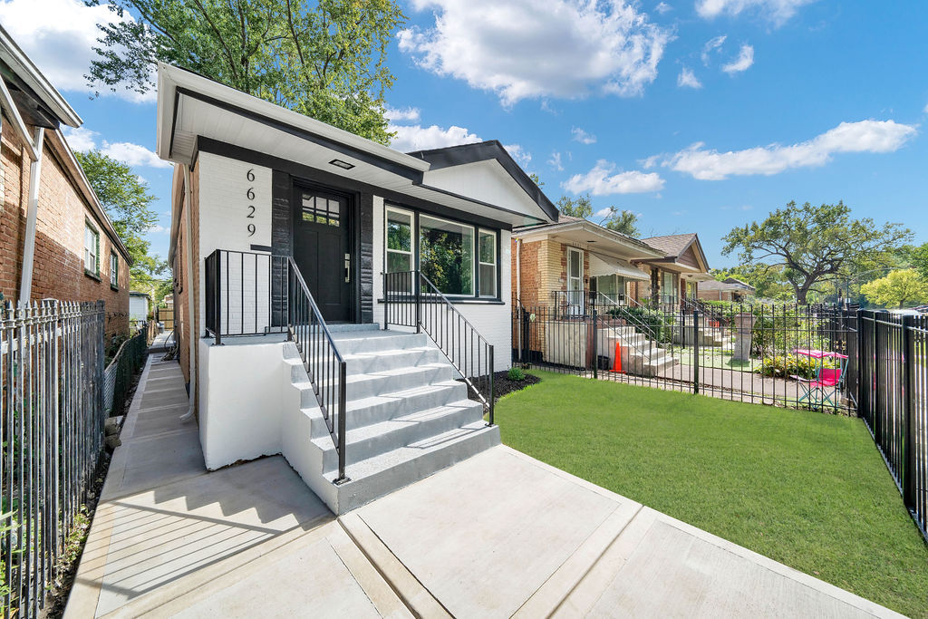 6629 S Hamilton Avenue, Chicago, IL 60636