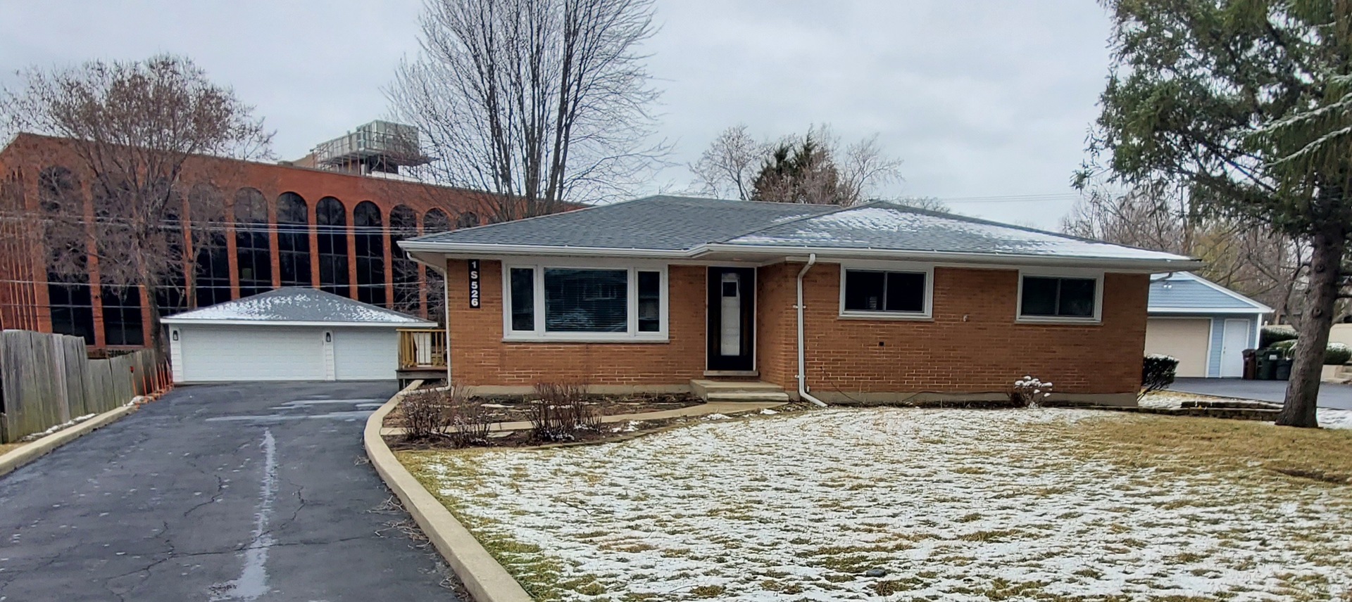 1S526 Nimitz Road, Oakbrook Terrace, IL 60181