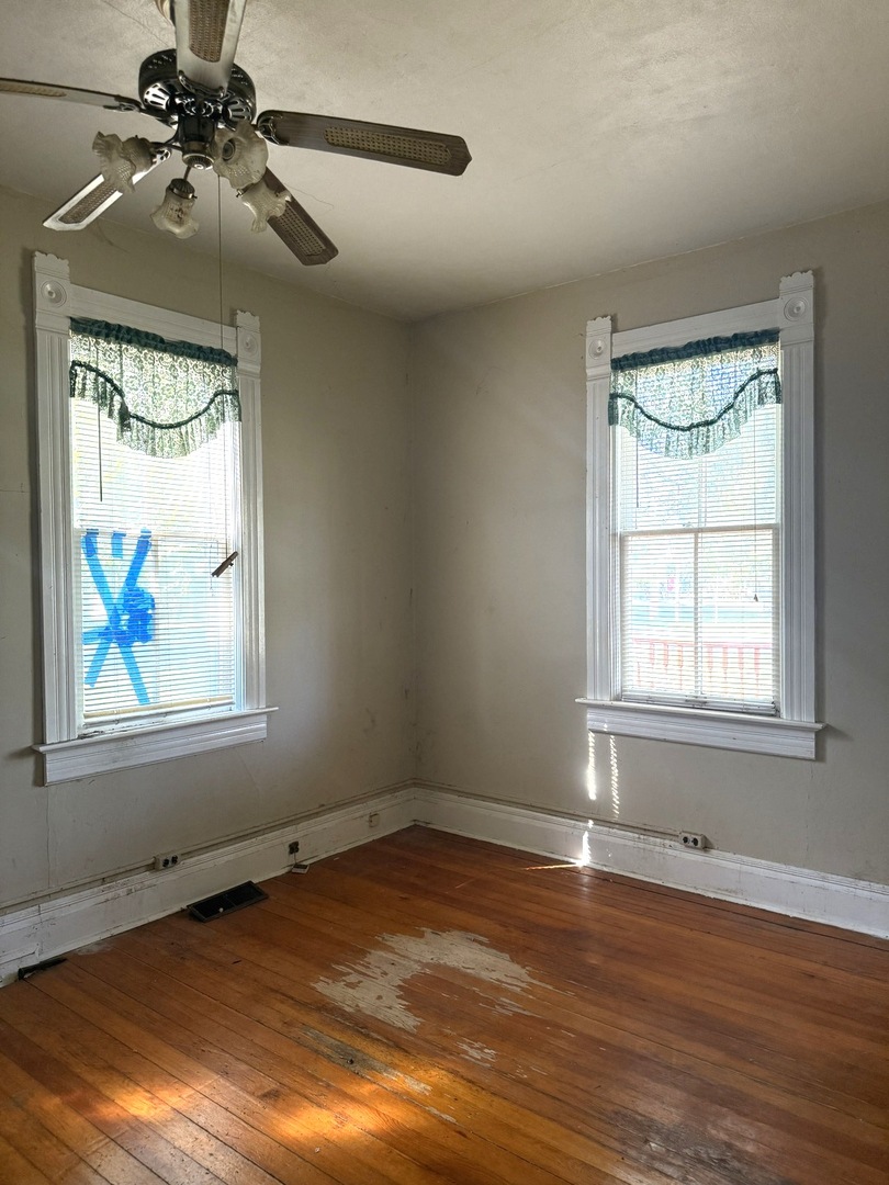 574 HERMAN Street, Crete, IL 60417